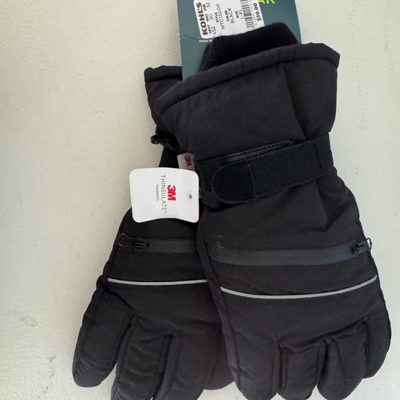 tek gear Other - Tek Gear Black Winter Gloves